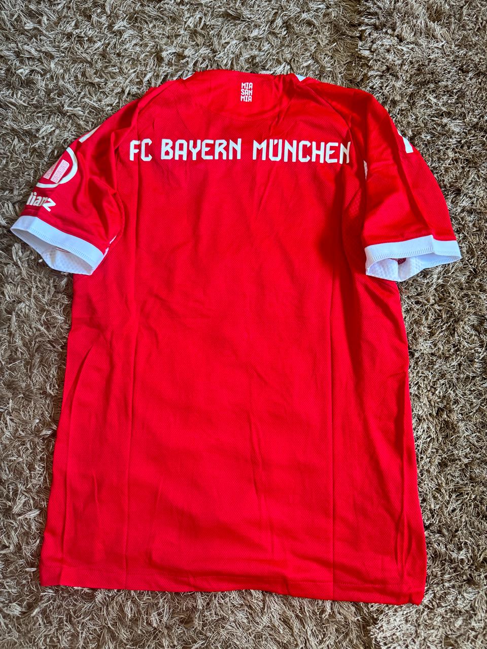 BAYERN 2025/26 HOME