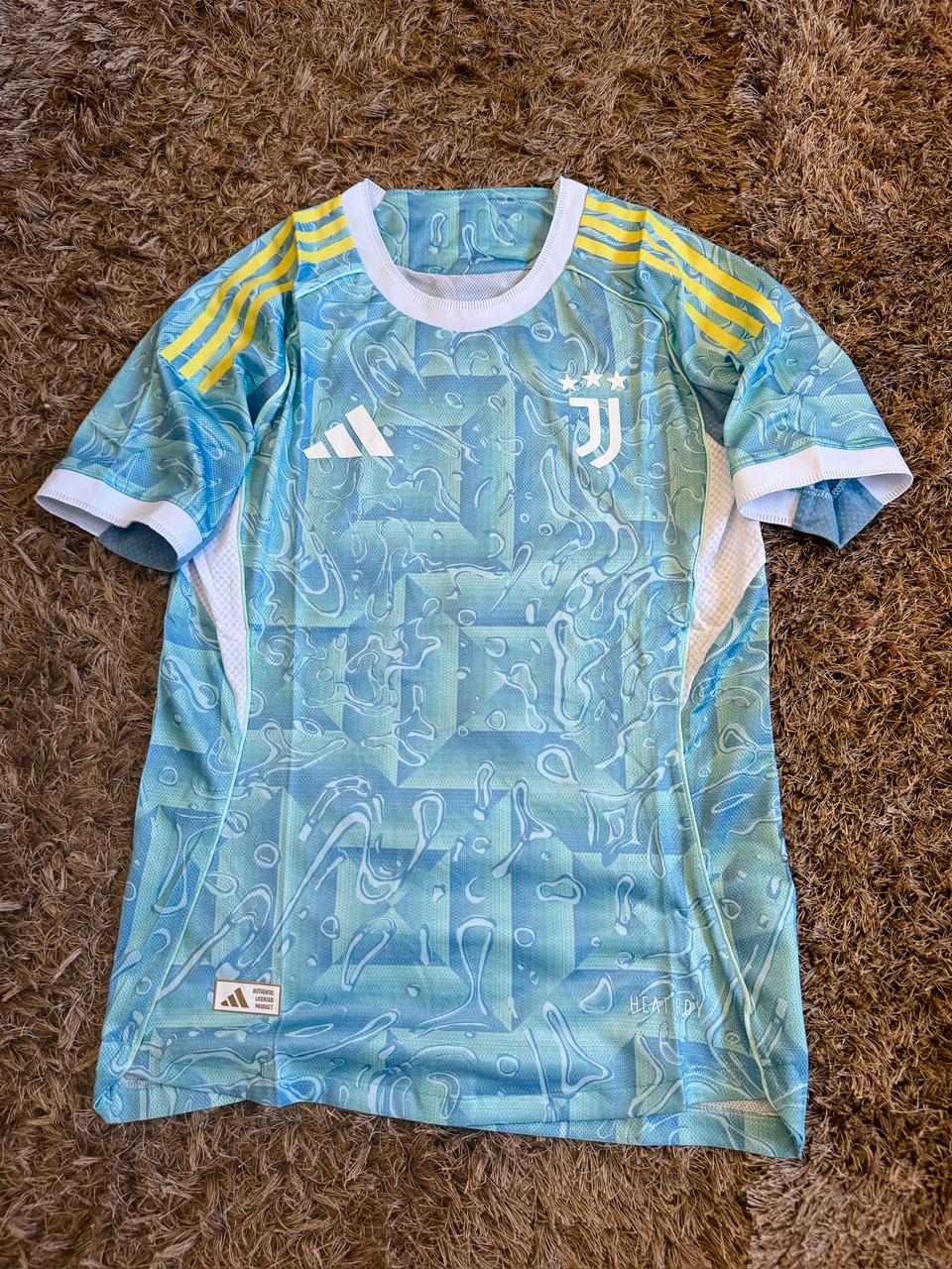 JUVENTUS 2025/26 AWAY
